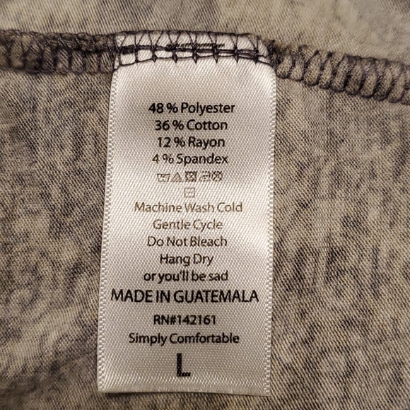 LulaRoe Hi Low Bottom Hem Top/Blouse - Large - Picture 4 of 4